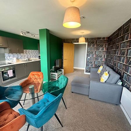 Adelphi Wharf Apartments By Beehosting แมนเชสเตอร์ ภายนอก รูปภาพ