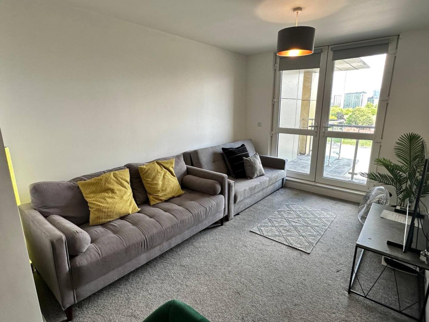 Adelphi Wharf Apartments By Beehosting แมนเชสเตอร์ ภายนอก รูปภาพ