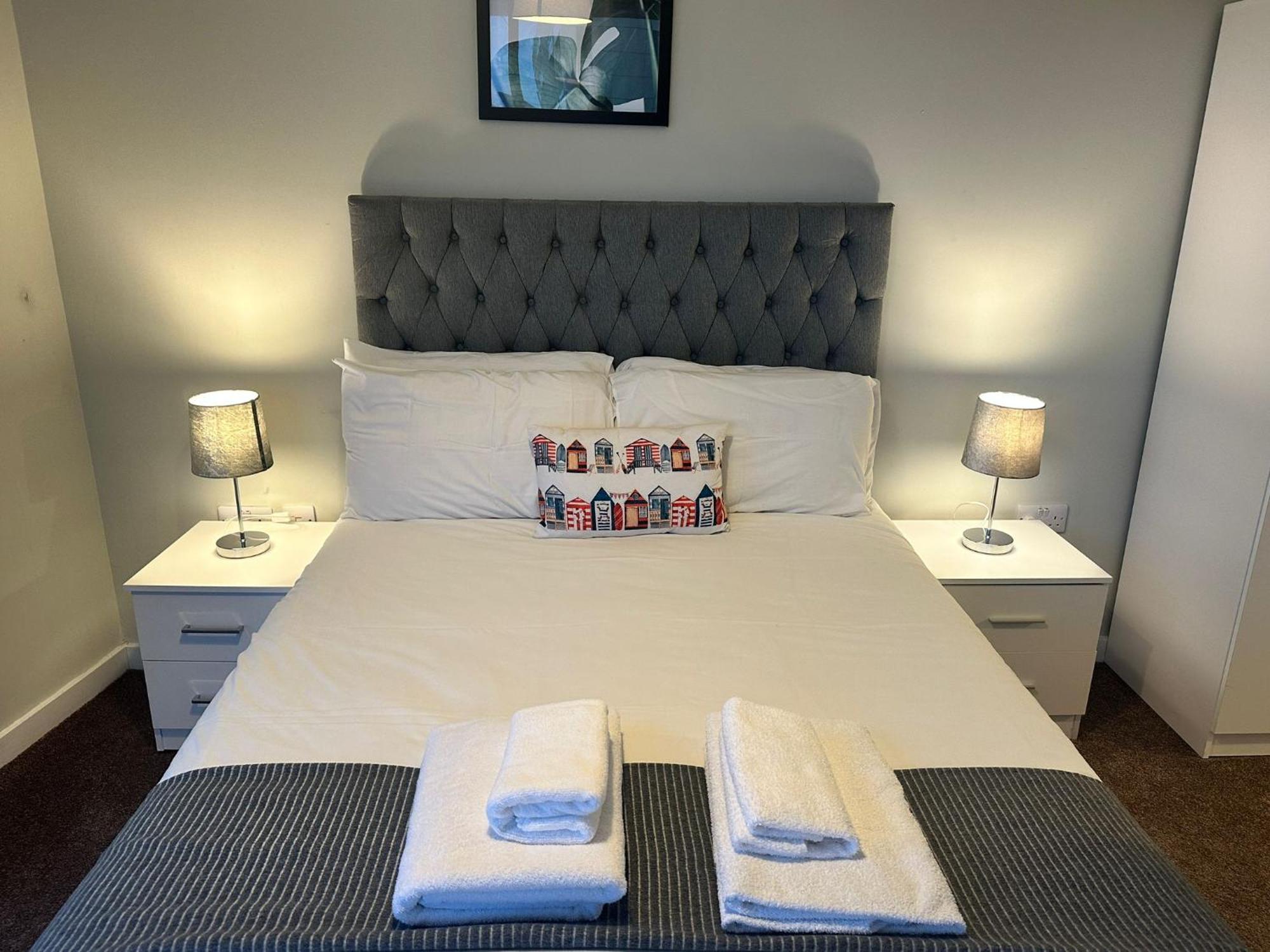 Adelphi Wharf Apartments By Beehosting แมนเชสเตอร์ ภายนอก รูปภาพ