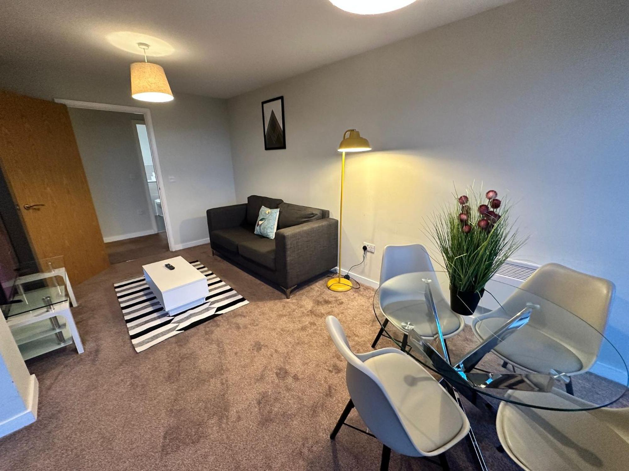 Adelphi Wharf Apartments By Beehosting แมนเชสเตอร์ ภายนอก รูปภาพ