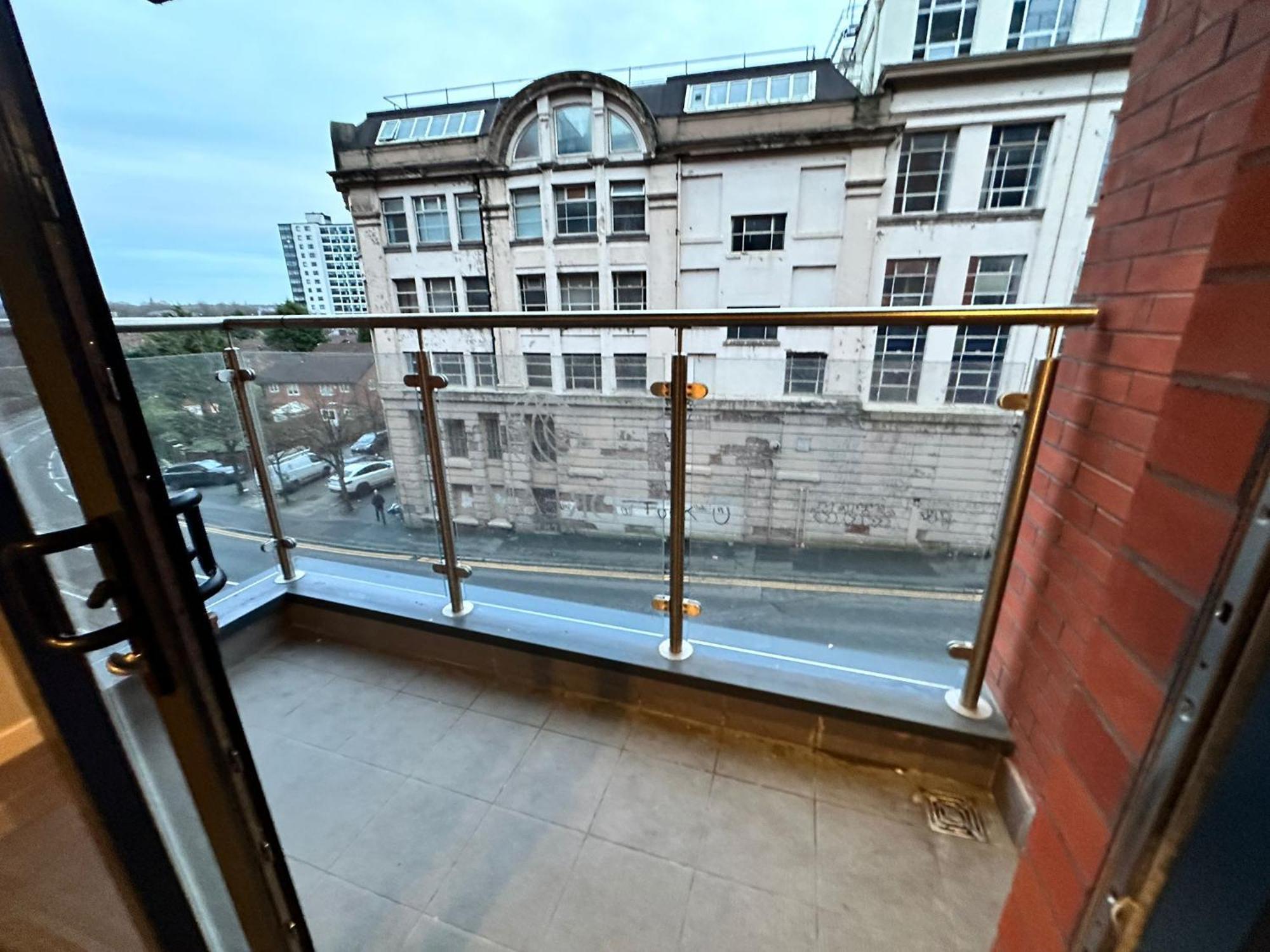 Adelphi Wharf Apartments By Beehosting แมนเชสเตอร์ ภายนอก รูปภาพ