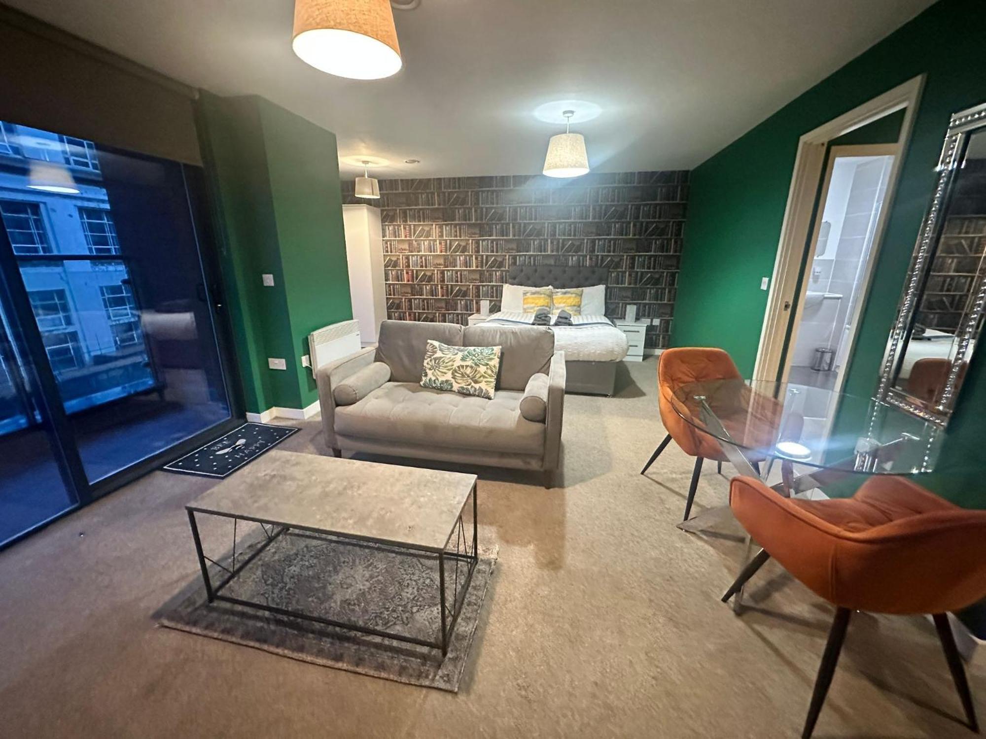 Adelphi Wharf Apartments By Beehosting แมนเชสเตอร์ ภายนอก รูปภาพ
